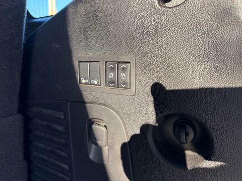 Used 2016 GMC Yukon SLT w/ HD Trailering Package image 13