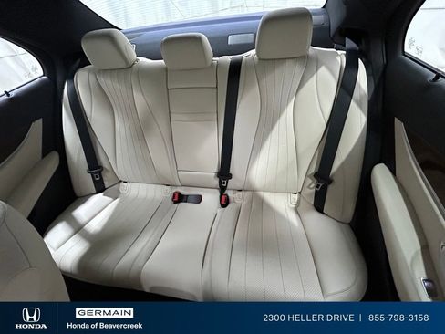 Used 2017 Mercedes-Benz E 300 4MATIC image 28