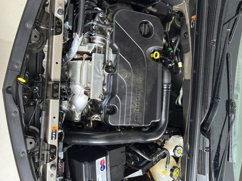 Used 2023 Chevrolet Malibu LT image 27