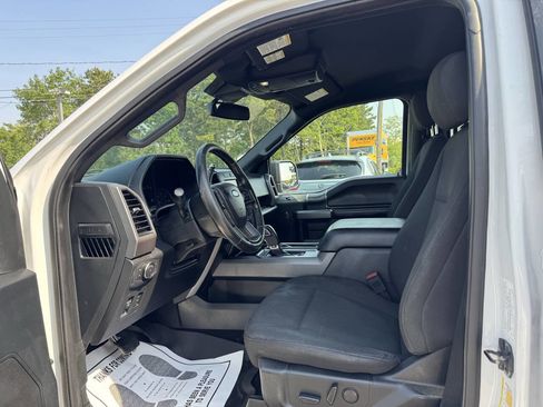 Used 2019 Ford F150 XLT w/ Equipment Group 302A Luxury image 17