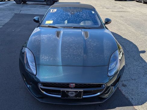 Used 2019 Jaguar F-TYPE Convertible RWD image 3