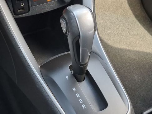 Used 2018 Chevrolet Trax LT w/ LT Convenience Package FWD image 31