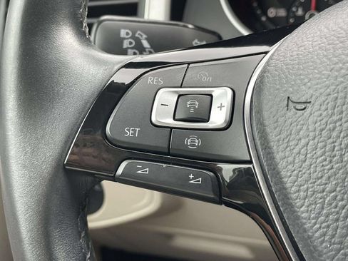 Used 2019 Volkswagen Atlas SE FWD image 24