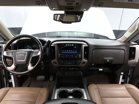 Used 2018 GMC Sierra 1500 Denali image 30