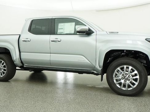 New 2026 Toyota Tacoma Limited AWD/4WD image 17