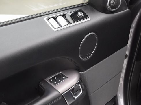 Used 2020 Land Rover Range Rover Sport HSE image 21