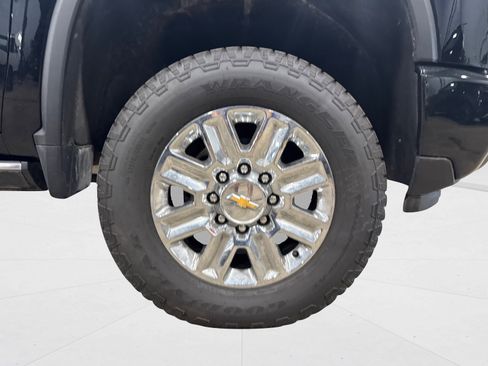 Used 2024 Chevrolet Silverado 3500 High Country w/ High Country Premium Package image 59
