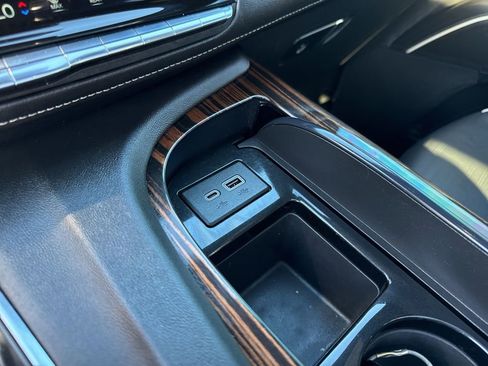 Used 2023 Cadillac Escalade ESV Premium Luxury w/ Performance Package image 33