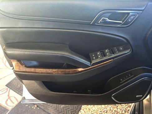 Used 2017 Chevrolet Tahoe LT image 22