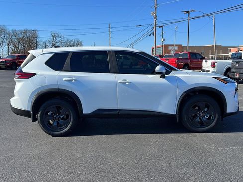 New 2026 Nissan Rogue SV w/ Cold Weather Package image 4