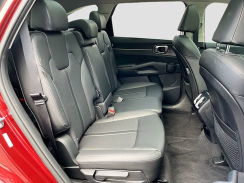 Certified 2025 Kia Sorento S w/ Panoramic Sunroof Package FWD image 28