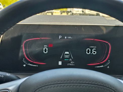 Used 2025 Kia Telluride S FWD image 28