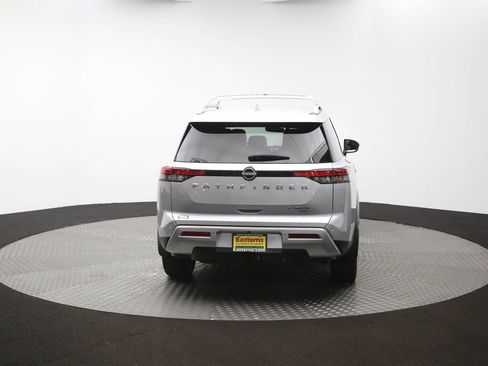 Used 2023 Nissan Pathfinder Platinum AWD/4WD image 35