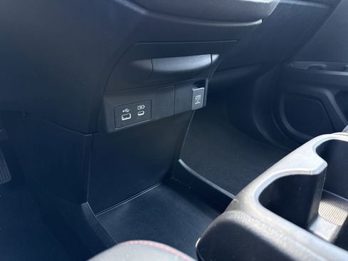 Used 2025 Honda Odyssey Sport-L image 18