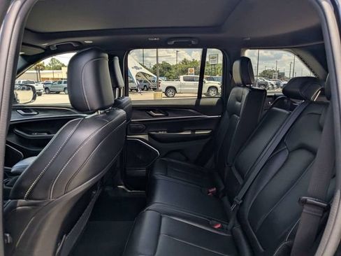 Used 2024 Jeep Grand Cherokee Limited 4xe AWD/4WD image 15