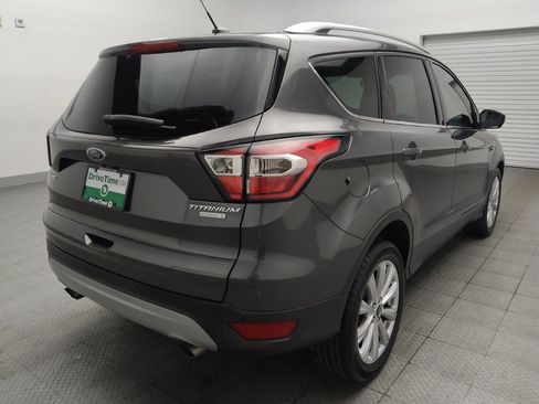 Used 2017 Ford Escape Titanium FWD image 9