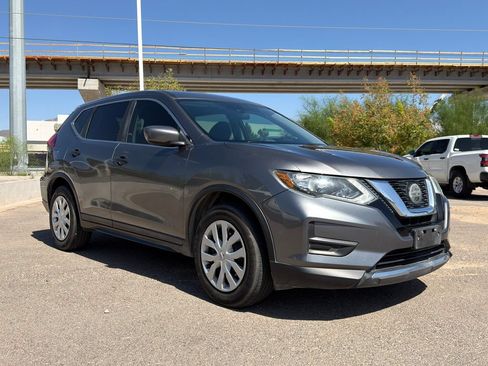Used 2020 Nissan Rogue S FWD image 7