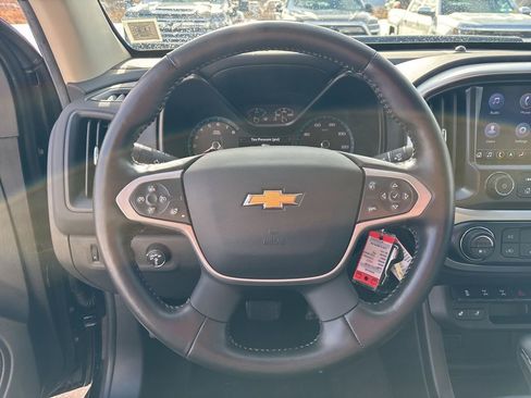 Used 2022 Chevrolet Colorado ZR2 w/ ZR2 Midnight Special Edition image 32