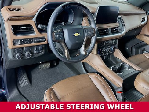 Used 2024 Chevrolet Suburban High Country w/ Advanced Technology Package image 7