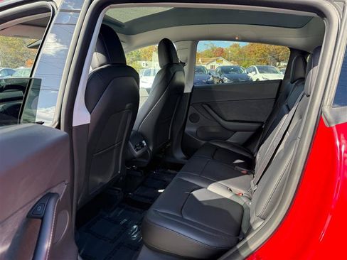 Used 2023 Tesla Model Y Long Range AWD/4WD image 11