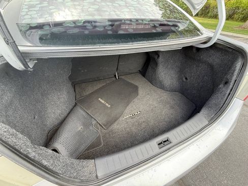 Used 2013 Nissan Sentra S FWD image 13