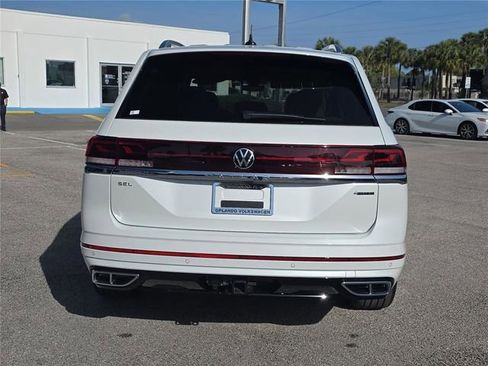 Used 2025 Volkswagen Atlas SEL Premium R-Line image 5