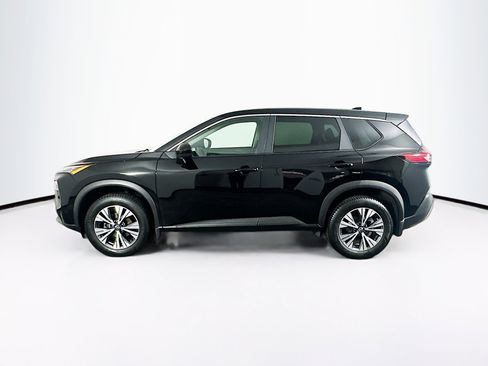 Used 2023 Nissan Rogue SV image 4