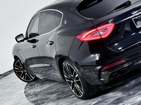 Used 2019 Maserati Levante Trofeo AWD/4WD image 13