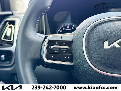 Used 2022 Kia Sorento S image 35