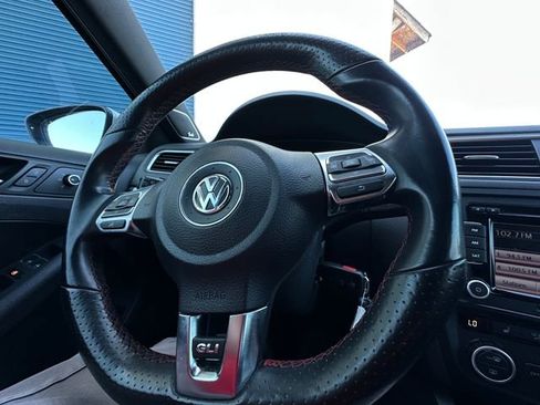 Used 2013 Volkswagen Jetta GLI Autobahn image 23