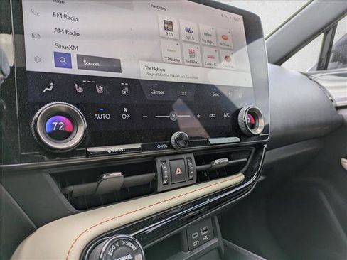 Used 2022 Lexus NX 350h AWD image 11