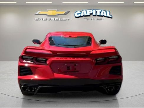 Used 2021 Chevrolet Corvette Stingray Preferred Cpe w/ Z51 Performance Package RWD image 4