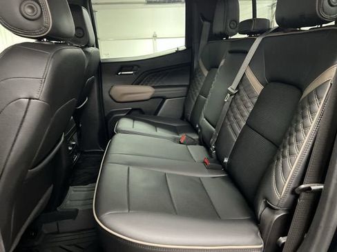 Certified 2024 GMC Canyon Denali AWD/4WD image 26