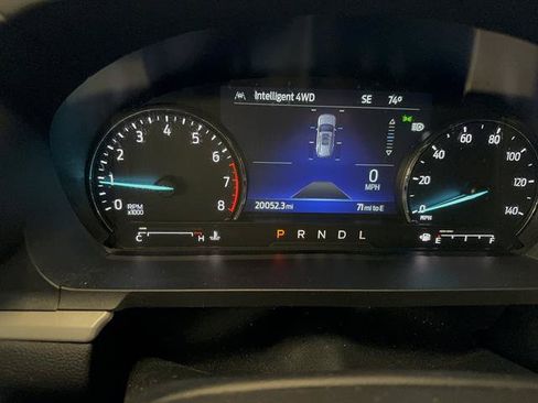 Used 2023 Ford Explorer XLT AWD/4WD image 13
