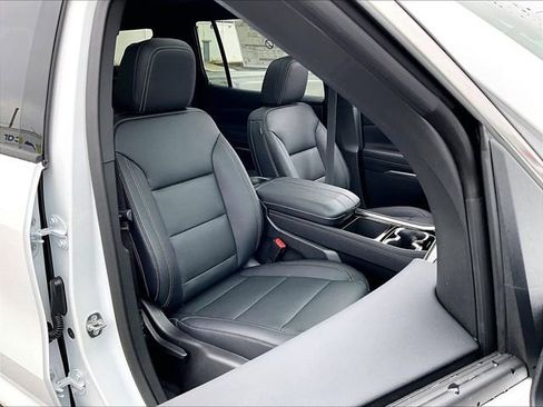 New 2026 Chevrolet Traverse LT w/ Sun and Wheel Package image 30