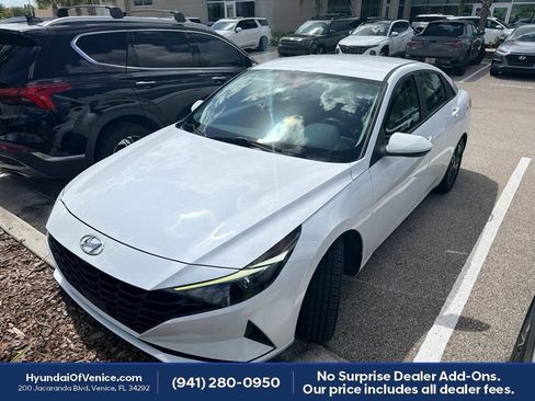 Used 2021 Hyundai Elantra SEL w/ Convenience Package FWD image 8