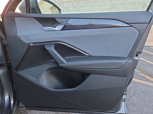 New 2026 Volkswagen Tiguan SE image 26