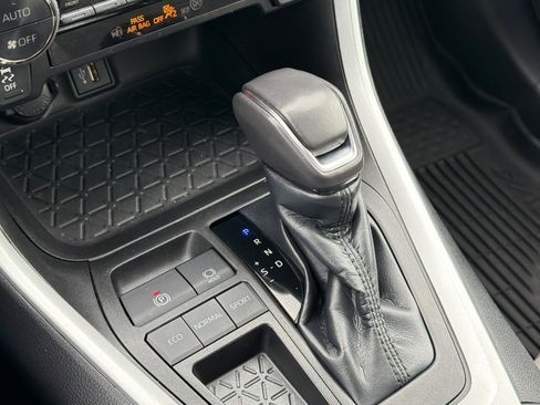 Certified 2023 Toyota RAV4 XLE Premium image 20