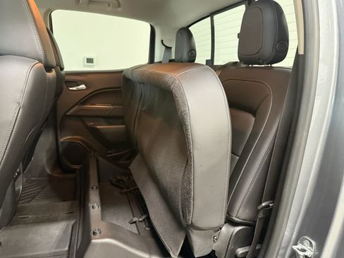 Used 2022 Chevrolet Colorado ZR2 AWD/4WD image 15