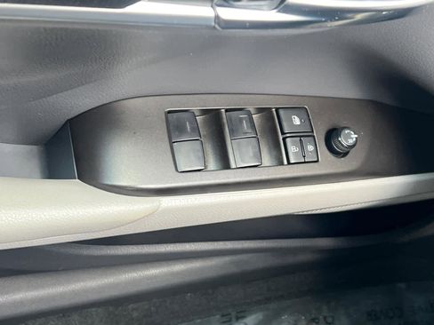 Used 2022 Toyota Camry LE image 22