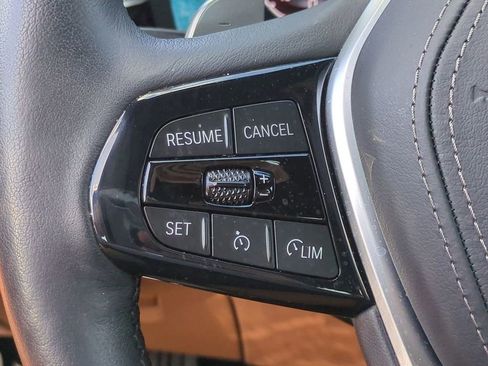 Certified 2023 BMW 530e xDrive w/ Premium Package image 24