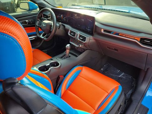 Used 2024 Ford Mustang GT Premium image 11