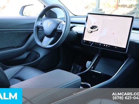 Used 2020 Tesla Model 3 Performance image 21