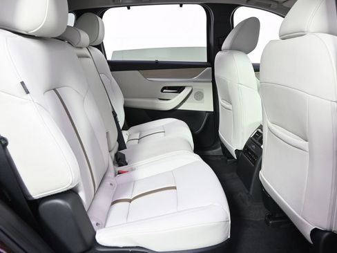 Certified 2026 MAZDA CX-90 Plug-In Hybrid w/ Premium Plus AWD/4WD image 18