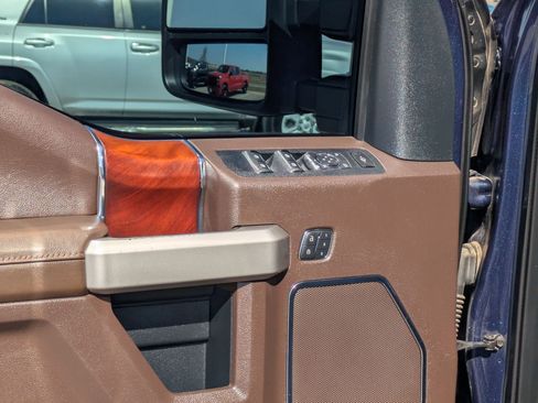 Used 2019 Ford F250 King Ranch w/ King Ranch Ultimate Package image 12