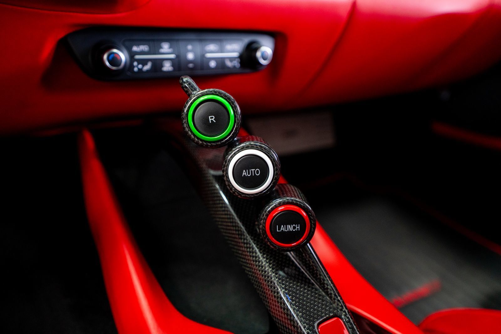 Used 2020 Ferrari 812 Superfast RWD image 89