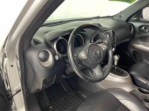 Used 2012 Nissan Juke SL w/ Sport Pkg image 3