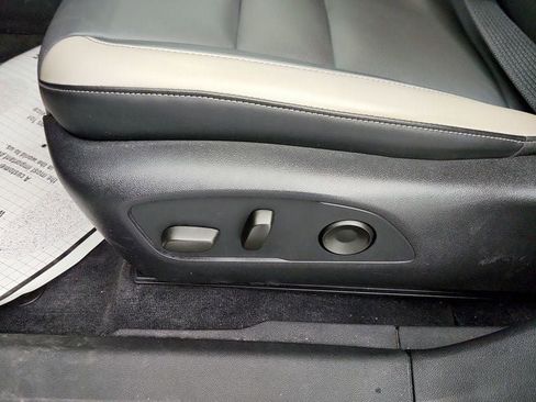 Used 2024 Honda Prologue Touring image 12