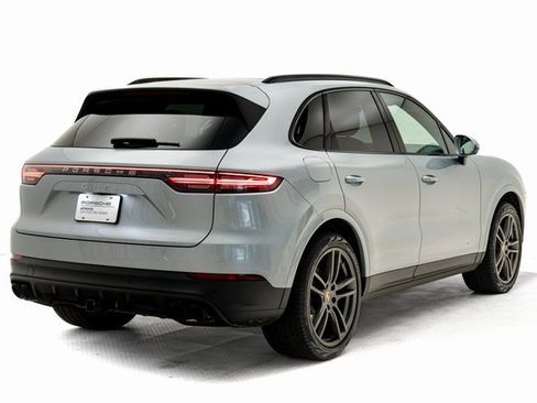 Used 2023 Porsche Cayenne image 35