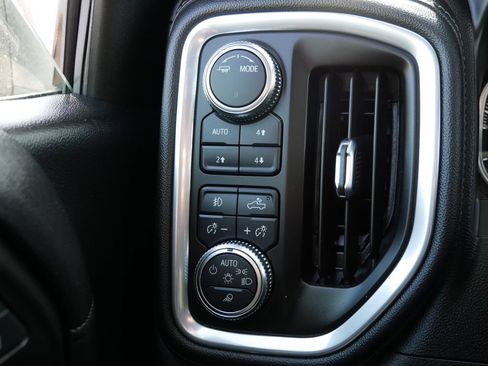 Used 2021 GMC Sierra 1500 SLT w/ SLT Premium Plus Package AWD/4WD image 31
